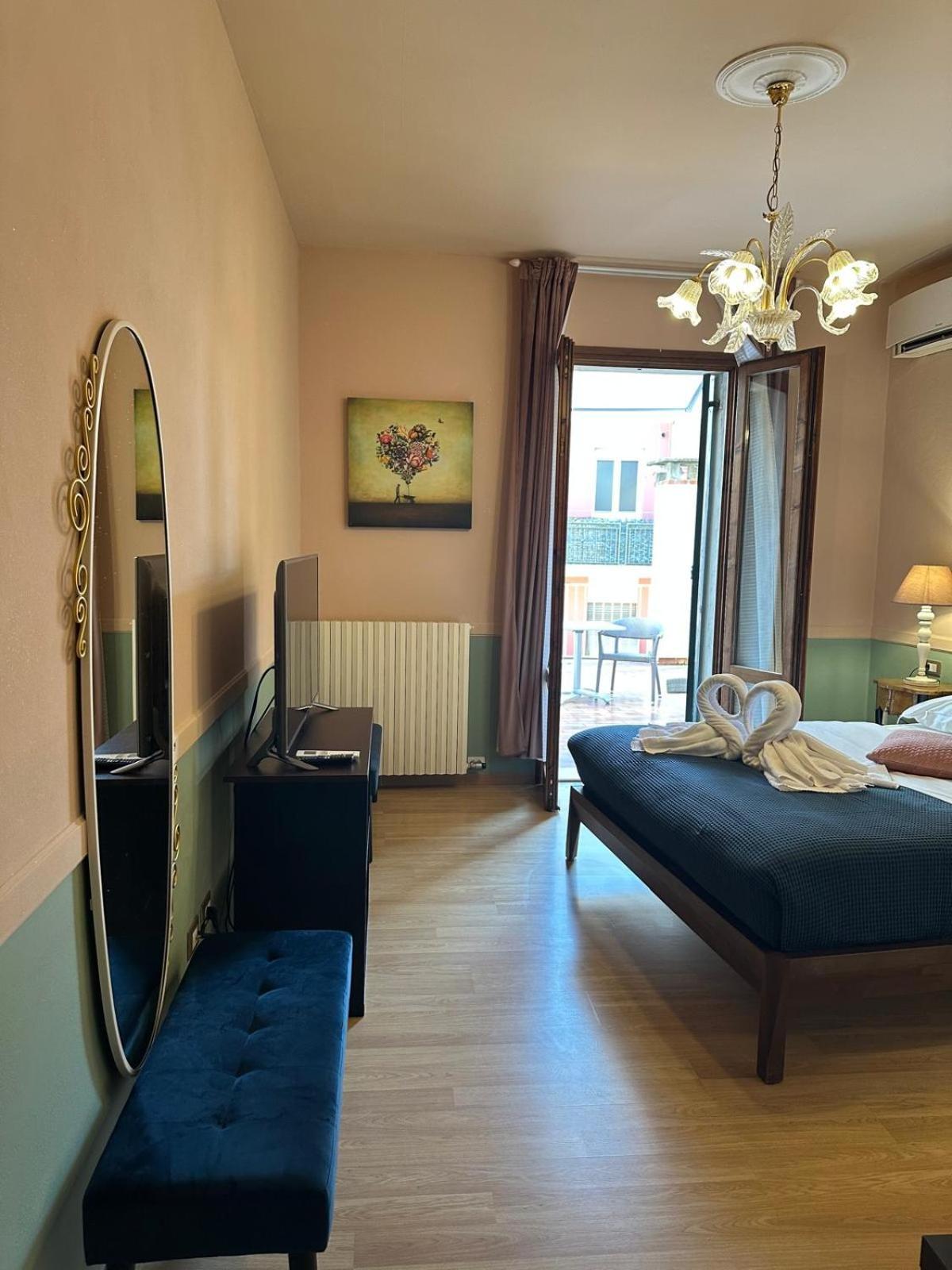 Lady Verona Residence Esterno foto