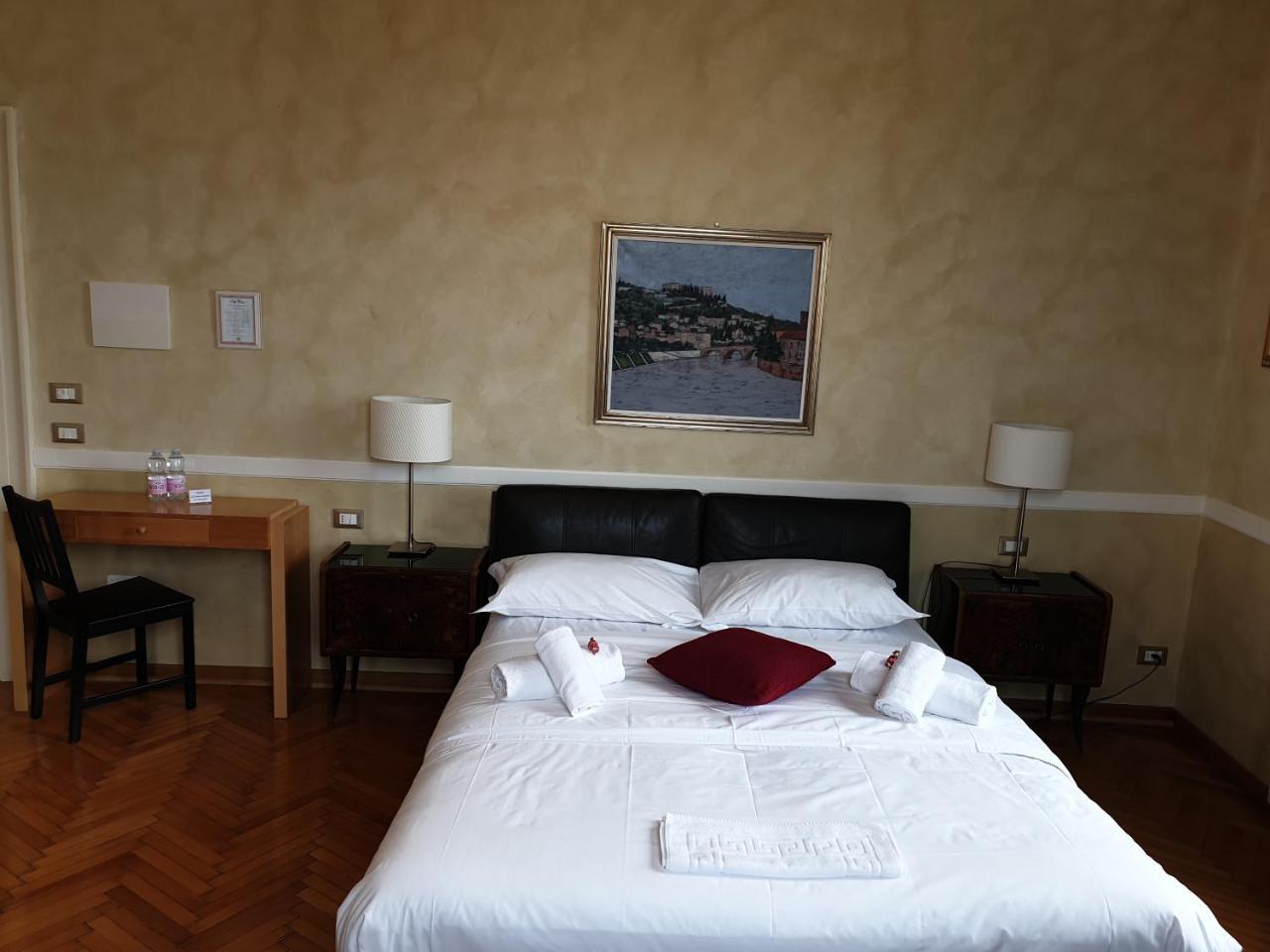 Lady Verona Residence Esterno foto